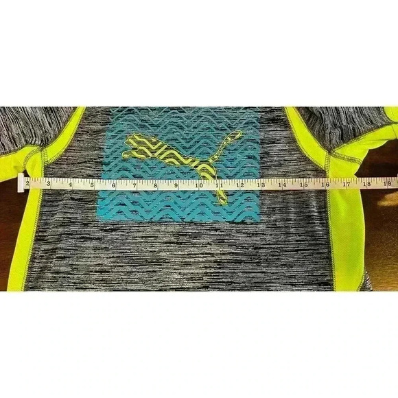 Puma Short Sleeve Activewear T Shirt Size Medium (0141) - Picture 9 of 10